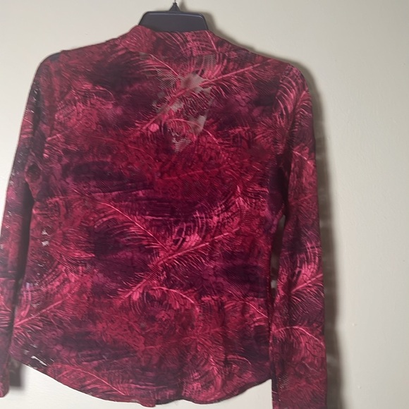 Karen Kane Women's long sleeve, lace,Red Button-Up Top - Picture 6 of 6